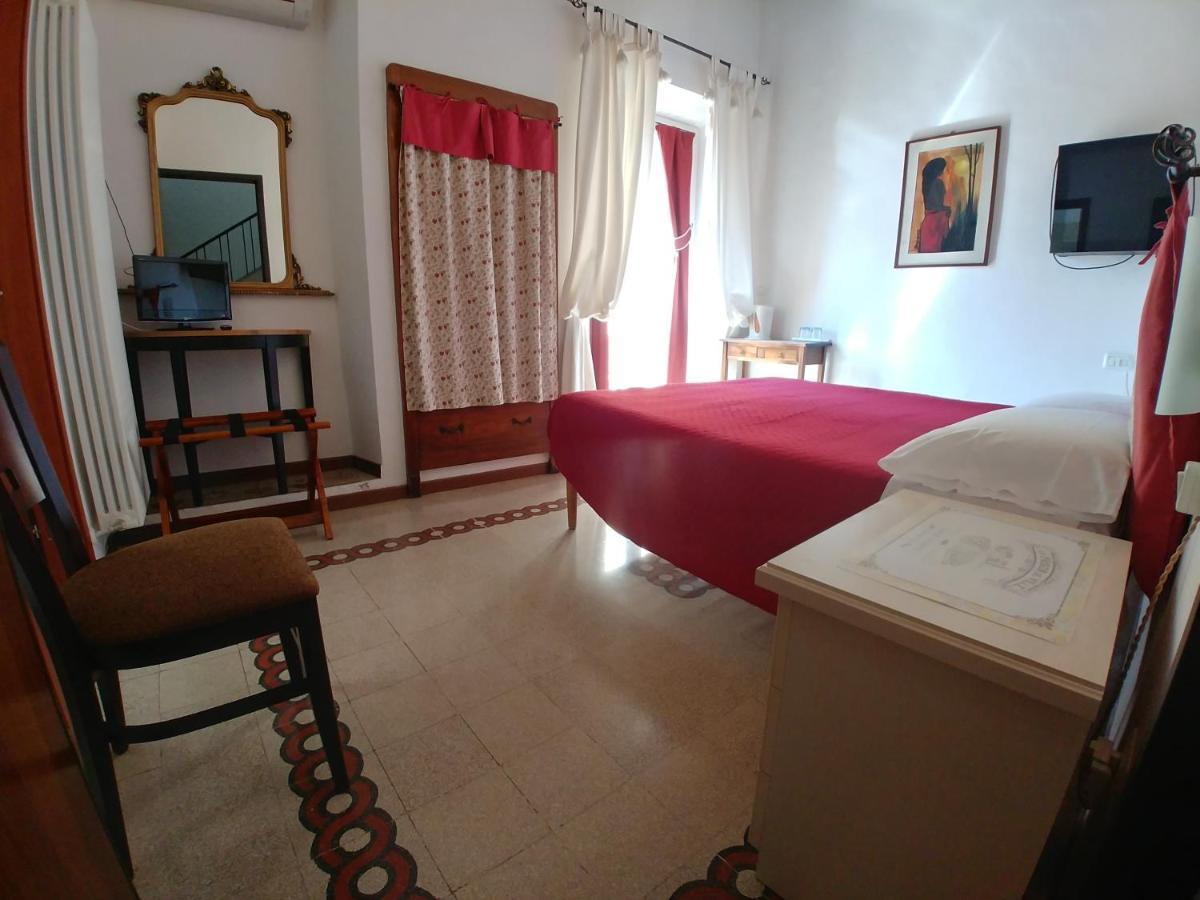 Antico Borgo Piceno Bed & Breakfast Ascoli Piceno Dış mekan fotoğraf